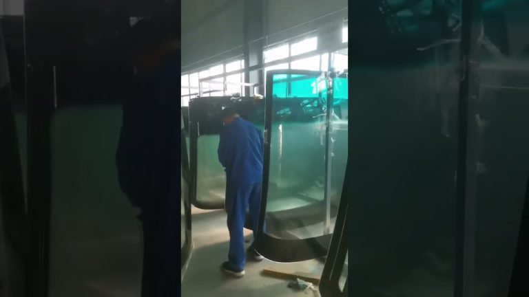 Clamped tungsten wire heating glass China factory, bus windshield cover China factory,