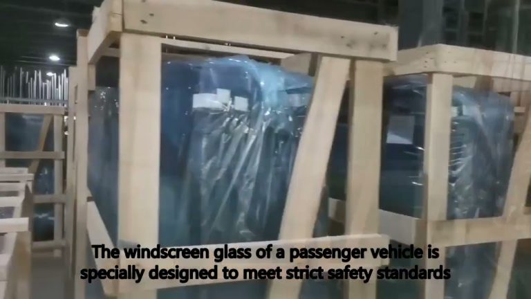 The bus side window glass is made of strengthened glass material,which has high impact resistance